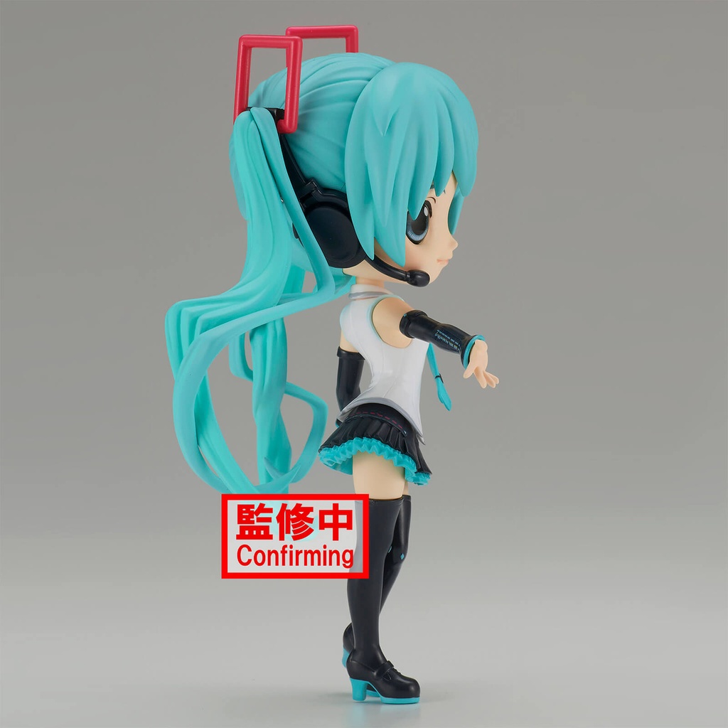 Banpresto Q Posket Hatsune Miko 4FX Ver. a Figure