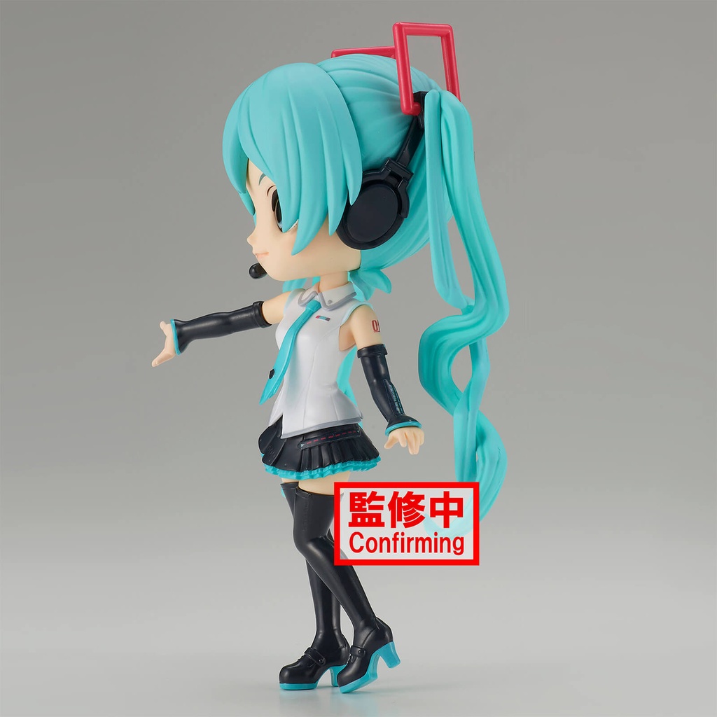 Banpresto Q Posket Hatsune Miko 4FX Ver. a Figure
